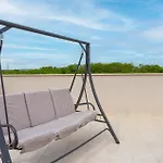 Nice Home In Pula With Wifi Hébergement de vacances *